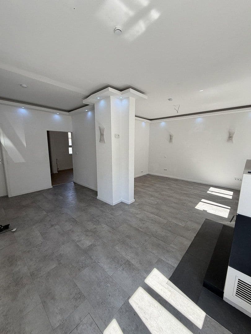 Prenájom domu 165 m², pozemek 225 m², Wielandstr. 4a, Worms, Porýnie-Falcko Prenájom domu 165 m², pozemek 225 m², Wielandstr. 4a, Worms, Porýnie-Falcko