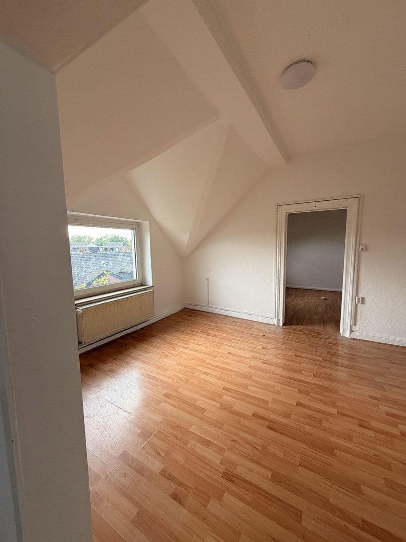 Prenájom bytu 4-izbový 93 m², Recklinghausen, Severné Porýnie - Westfálsko Prenájom bytu 4-izbový 93 m², Recklinghausen, Severné Porýnie - Westfálsko