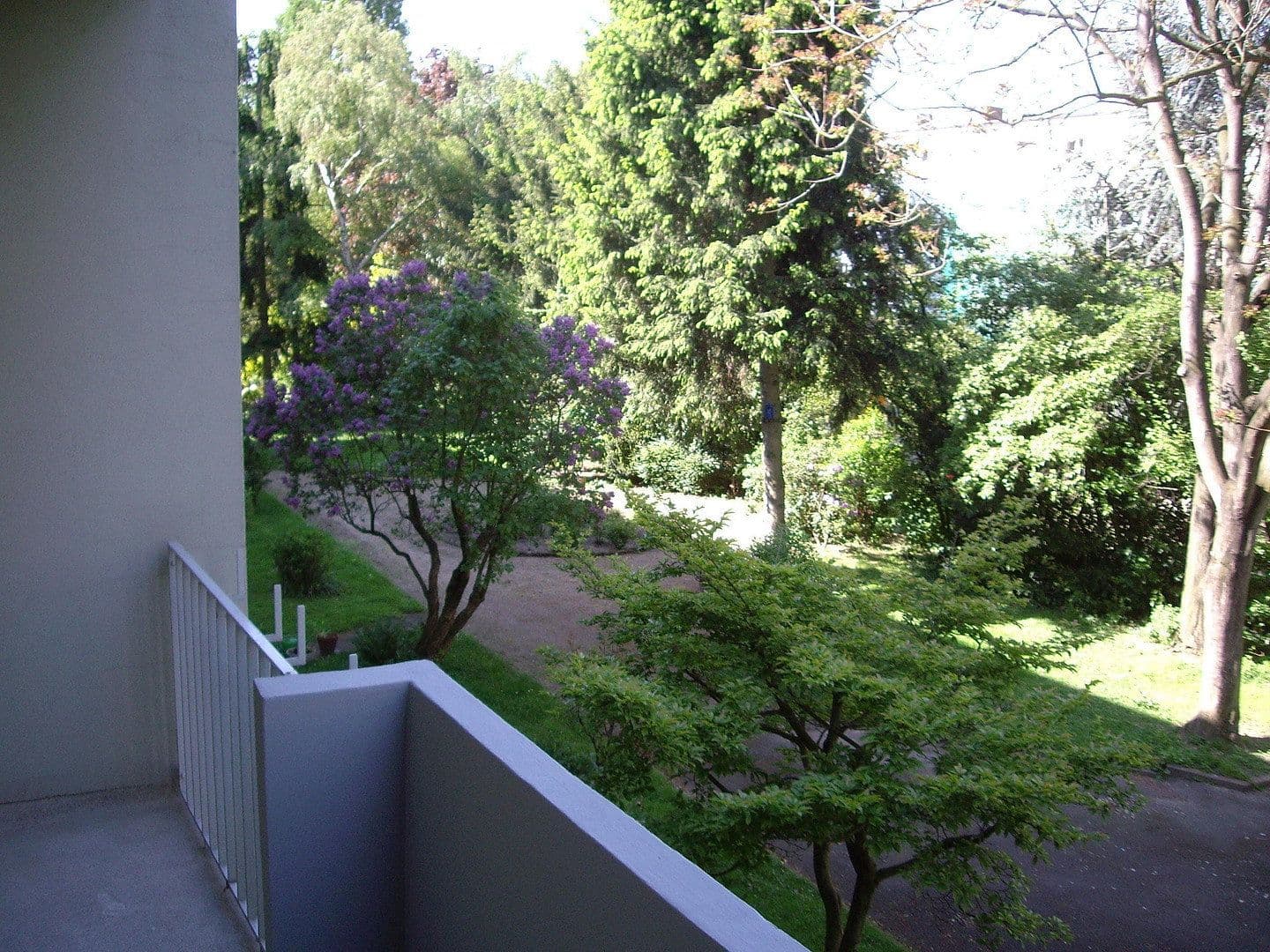 Prenájom bytu 3-izbový 80 m², Walter-vom-Rath-Str. 33, Frankfurt, Hesensko Prenájom bytu 3-izbový 80 m², Walter-vom-Rath-Str. 33, Frankfurt, Hesensko