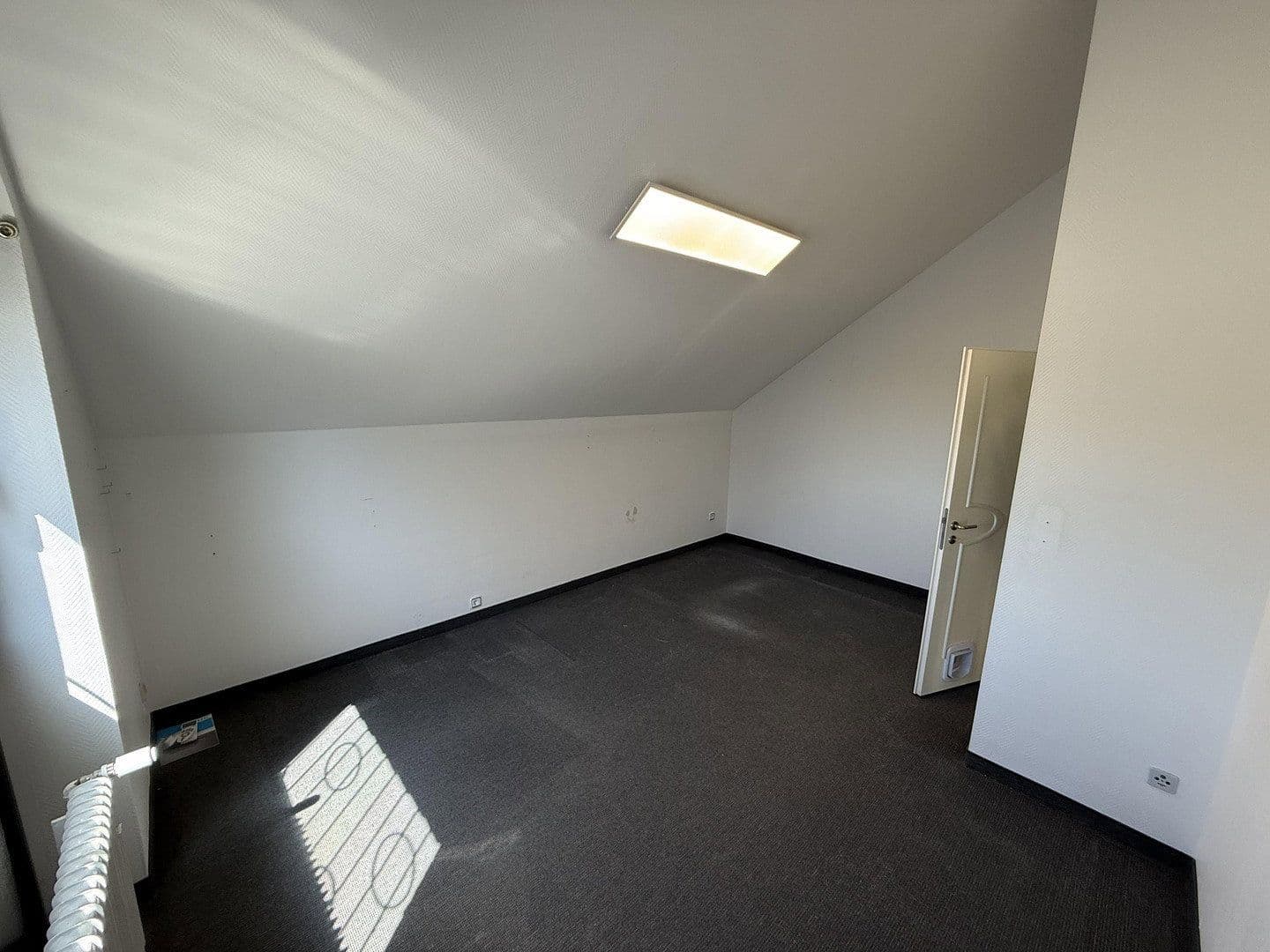 Predaj domu 134 m², pozemek 270 m², Viersener Str. 155A, Willich, Severné Porýnie - Westfálsko Predaj domu 134 m², pozemek 270 m², Viersener Str. 155A, Willich, Severné Porýnie - Westfálsko