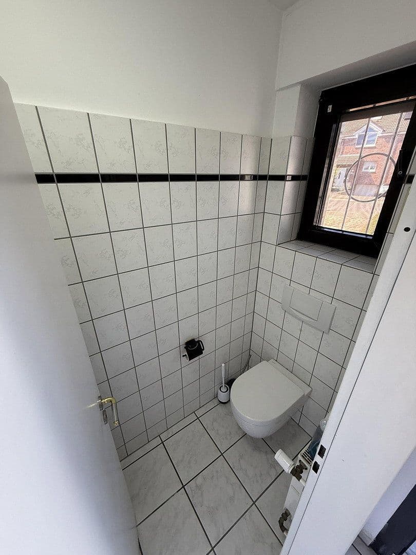 Predaj domu 134 m², pozemek 270 m², Viersener Str. 155A, Willich, Severné Porýnie - Westfálsko Predaj domu 134 m², pozemek 270 m², Viersener Str. 155A, Willich, Severné Porýnie - Westfálsko