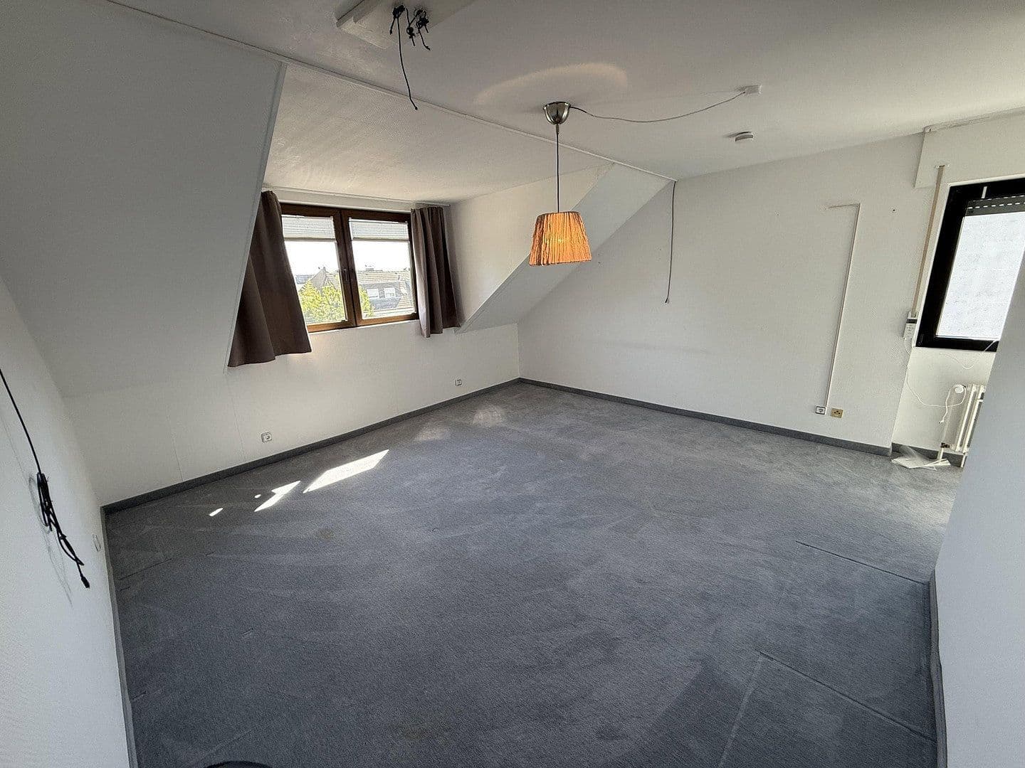 Predaj domu 134 m², pozemek 270 m², Viersener Str. 155A, Willich, Severné Porýnie - Westfálsko Predaj domu 134 m², pozemek 270 m², Viersener Str. 155A, Willich, Severné Porýnie - Westfálsko