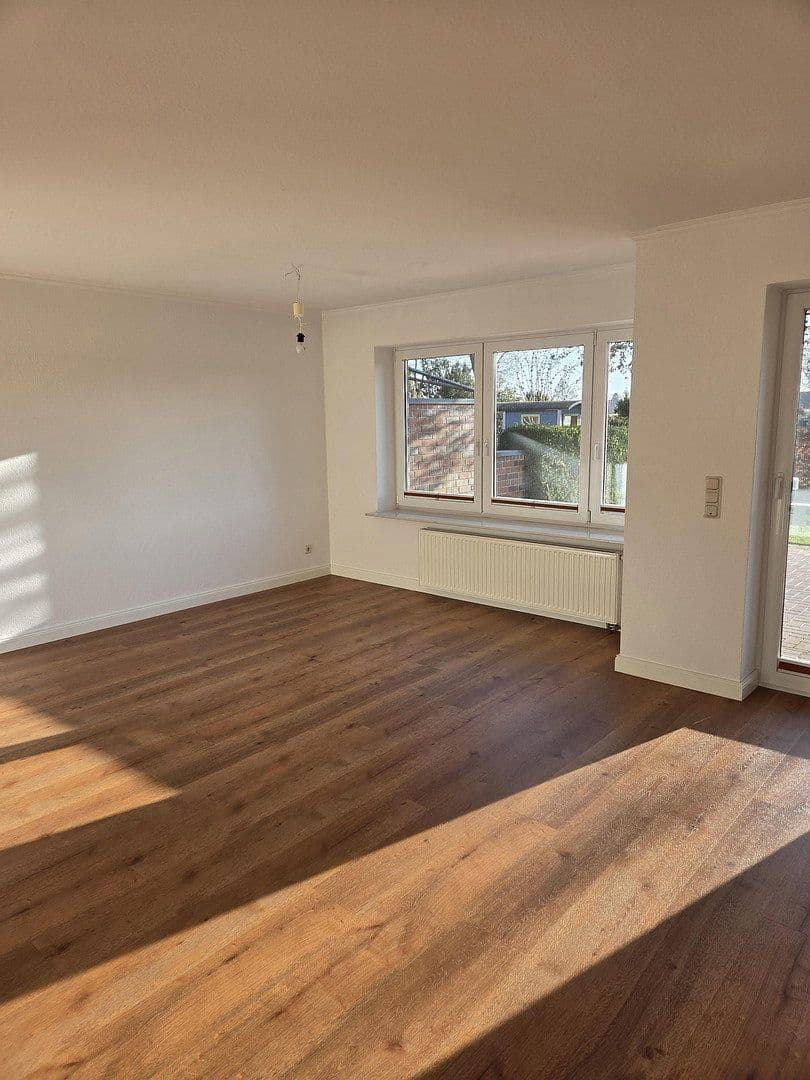 Predaj domu 107 m², pozemek 1.000 m², Sittensen, Dolné Sasko Predaj domu 107 m², pozemek 1.000 m², Sittensen, Dolné Sasko