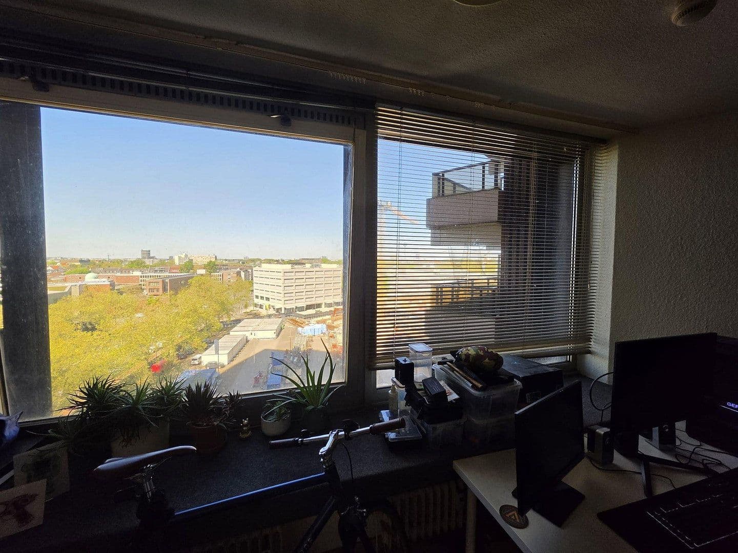 Prenájom bytu 1-izbový 40 m², Luxemburgerstraße 124-136, Köln, Severné Porýnie - Westfálsko Prenájom bytu 1-izbový 40 m², Luxemburgerstraße 124-136, Köln, Severné Porýnie - Westfálsko