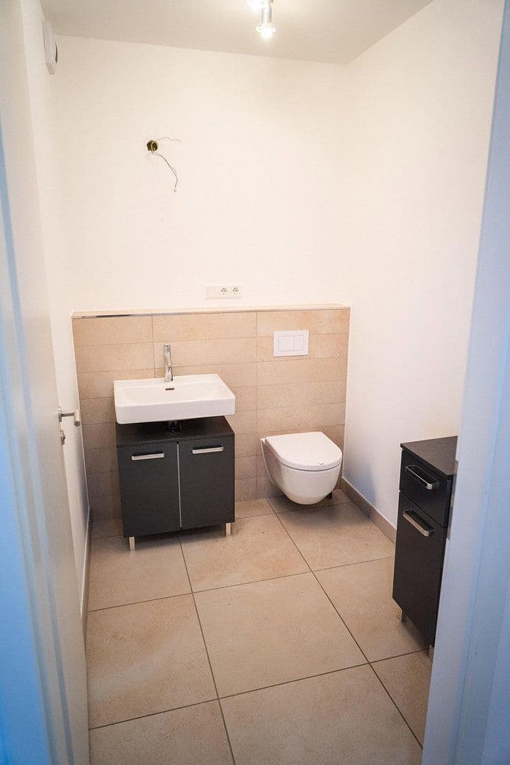 Prenájom bytu 3-izbový 85 m², Hattersheim am Main, Hesensko Prenájom bytu 3-izbový 85 m², Hattersheim am Main, Hesensko