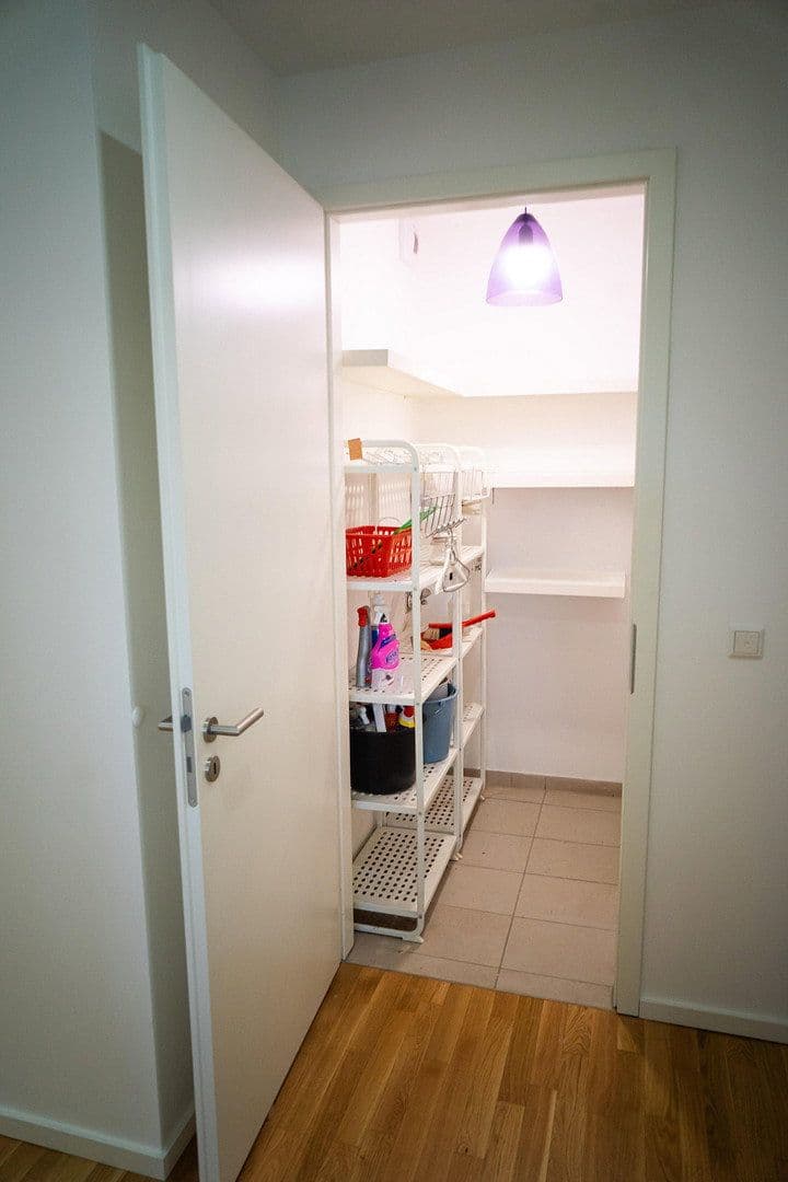 Prenájom bytu 3-izbový 85 m², Hattersheim am Main, Hesensko Prenájom bytu 3-izbový 85 m², Hattersheim am Main, Hesensko