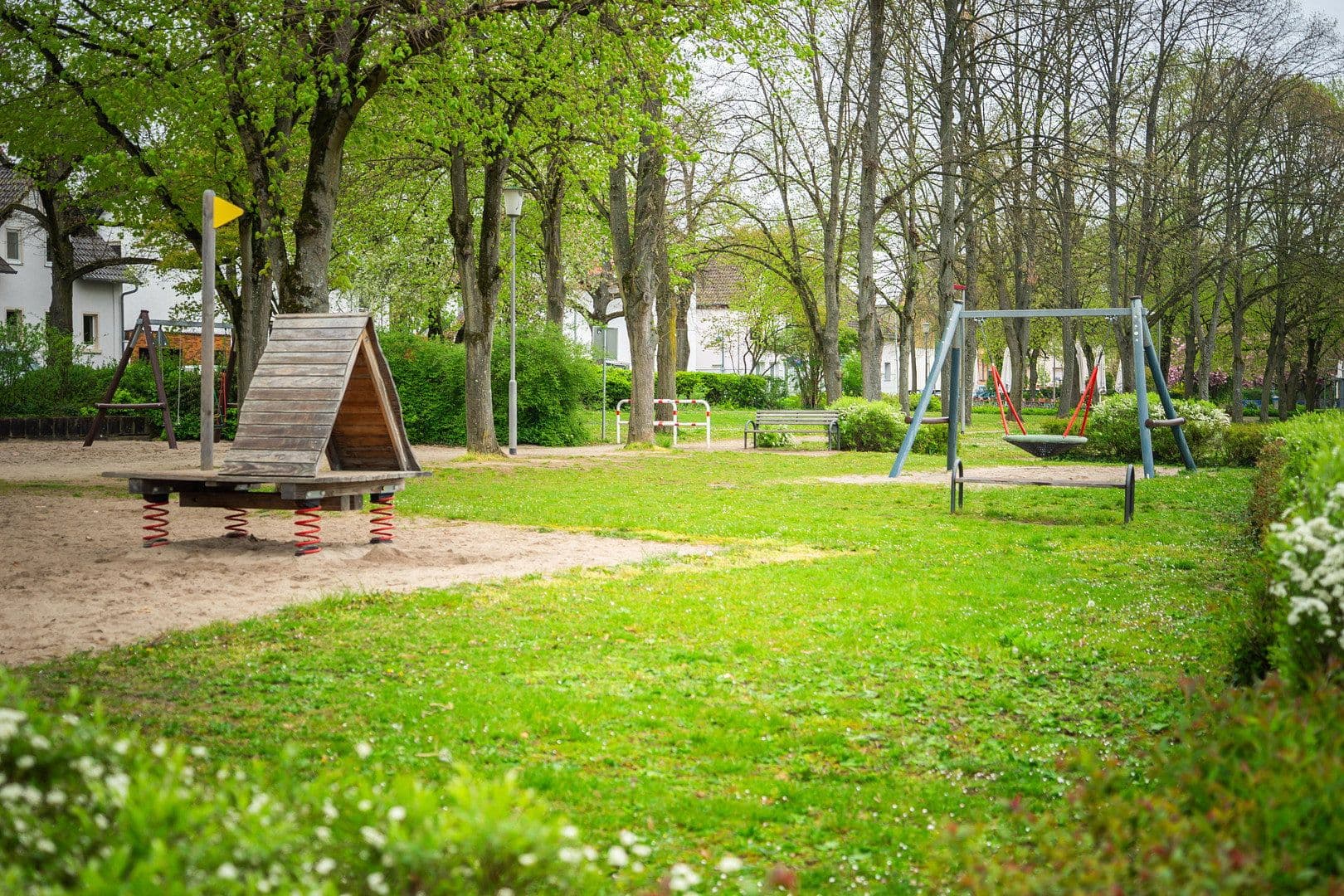 Prenájom bytu 3-izbový 85 m², Hattersheim am Main, Hesensko Prenájom bytu 3-izbový 85 m², Hattersheim am Main, Hesensko