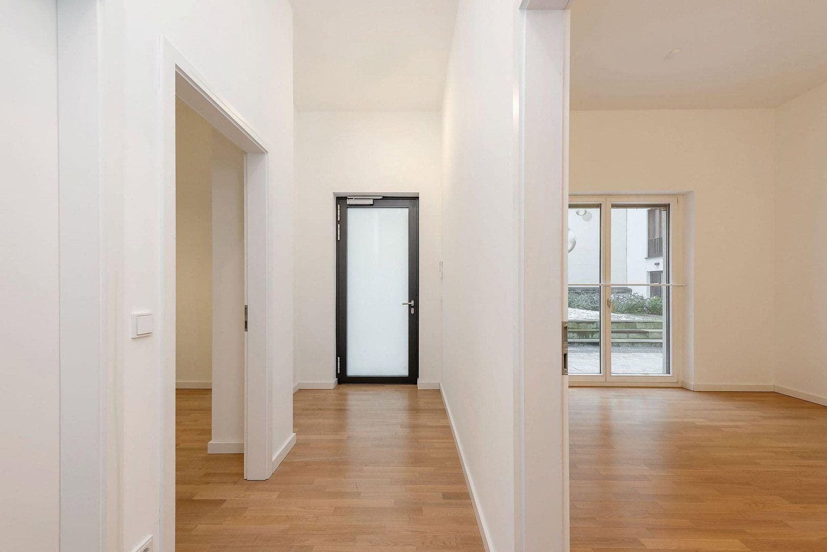 Predaj bytu 3-izbový 75 m², Chausseestraße 108, Berlin, Berlín Predaj bytu 3-izbový 75 m², Chausseestraße 108, Berlin, Berlín