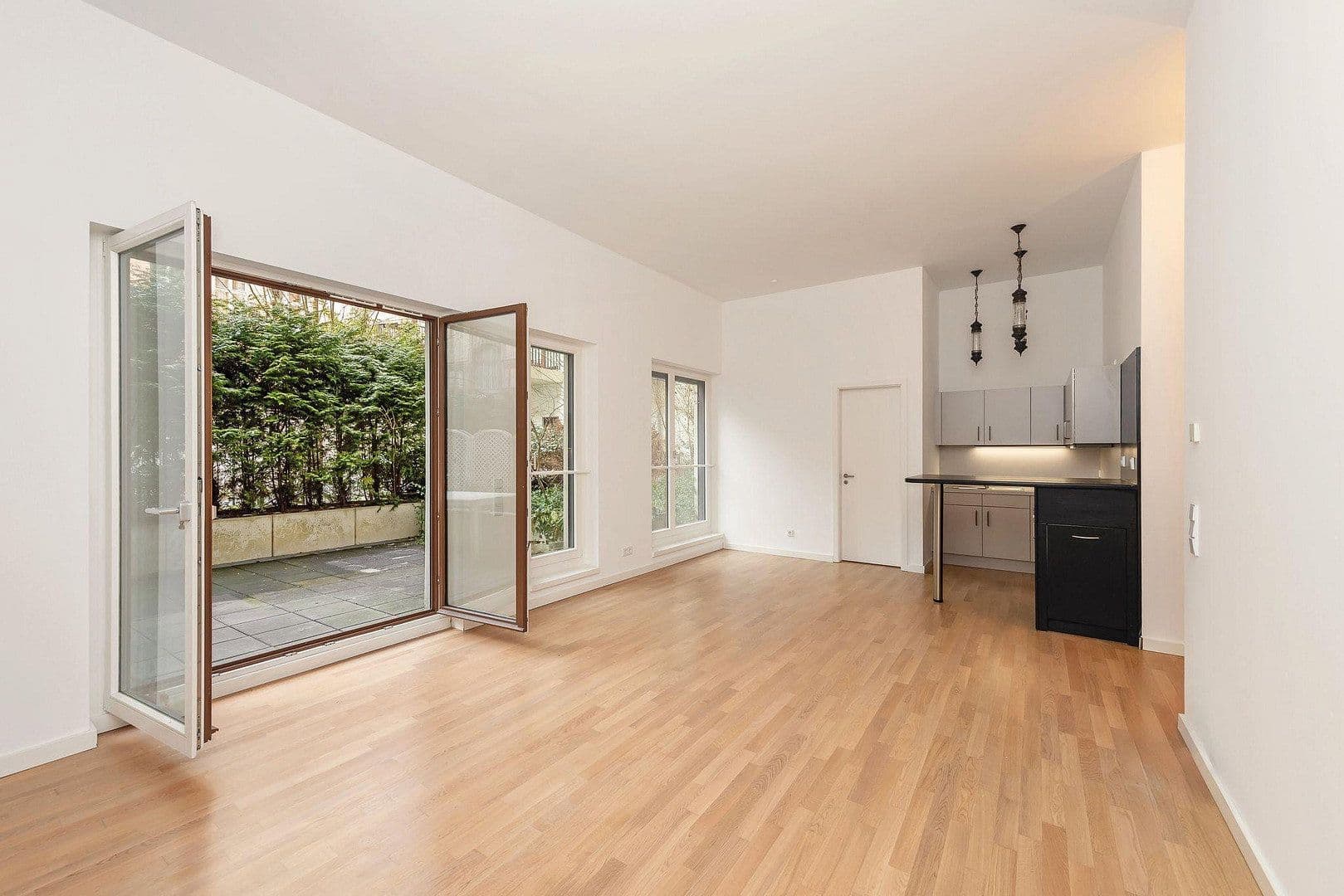 Predaj bytu 3-izbový 75 m², Chausseestraße 108, Berlin, Berlín Predaj bytu 3-izbový 75 m², Chausseestraße 108, Berlin, Berlín