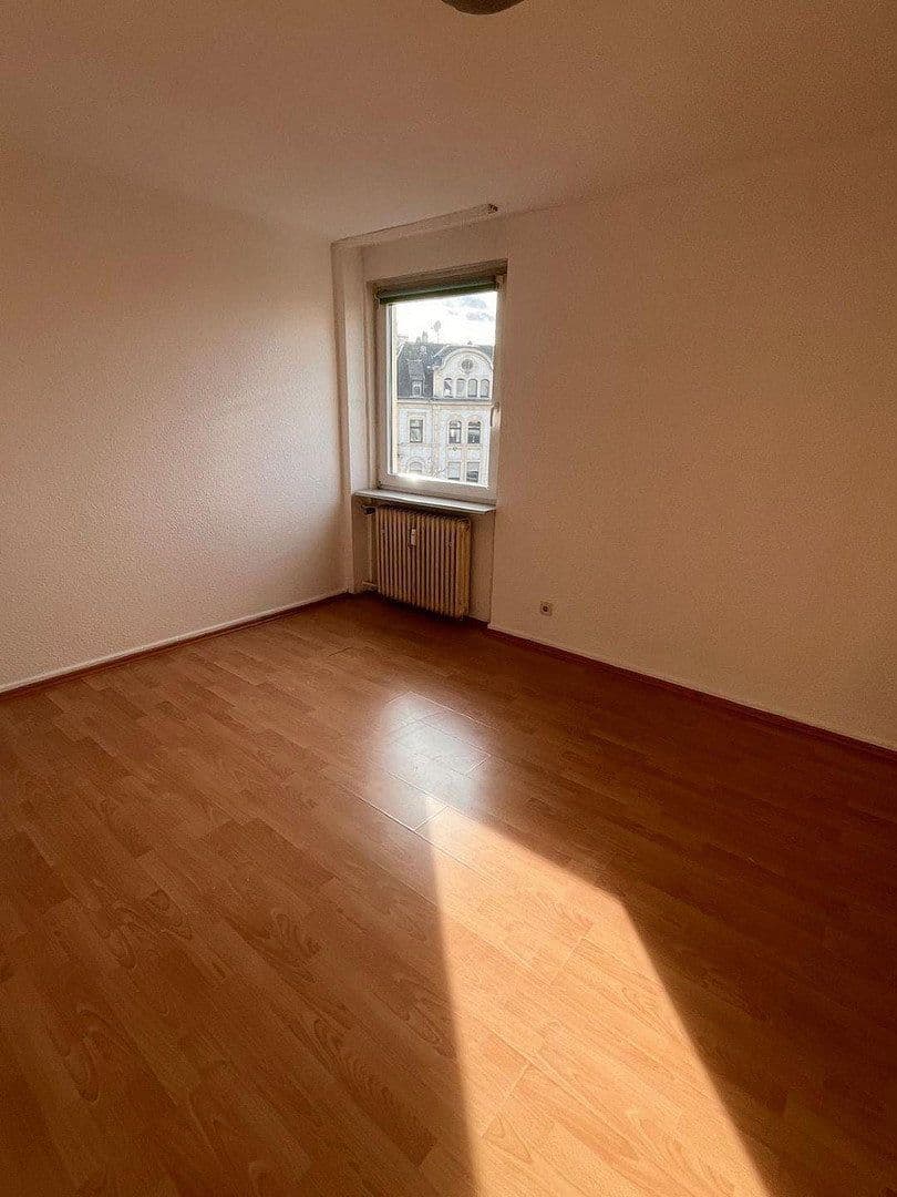 Prenájom bytu 2-izbový 55 m², Offenbach am Main, Hesensko Prenájom bytu 2-izbový 55 m², Offenbach am Main, Hesensko