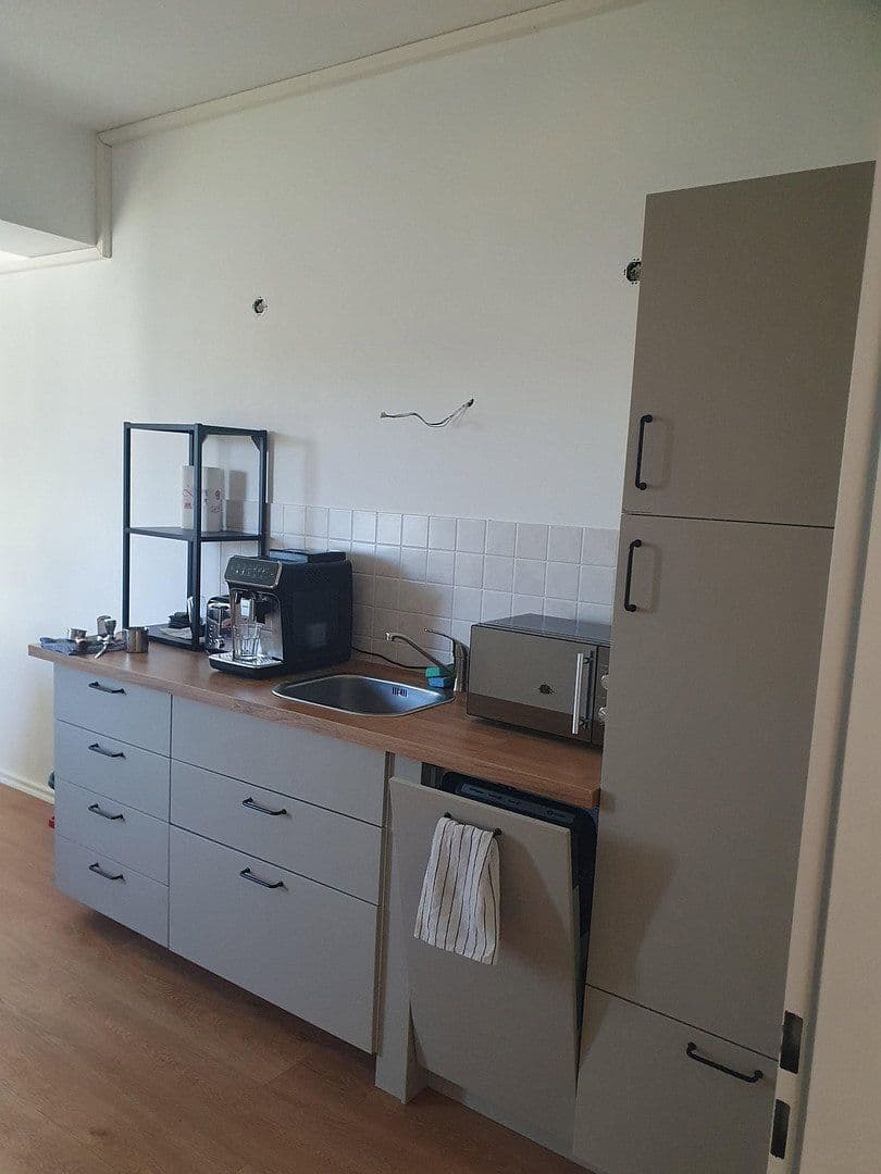 Prenájom kancelárie 15 m², Wehlner Straße, Dresden, Sasko Prenájom kancelárie 15 m², Wehlner Straße, Dresden, Sasko
