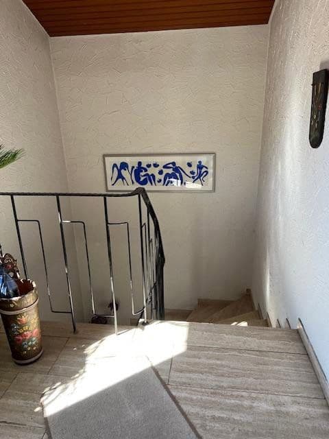 Predaj domu 160 m², pozemek 976 m², Schönbrunn, Bádensko-Wurttembersko Predaj domu 160 m², pozemek 976 m², Schönbrunn, Bádensko-Wurttembersko