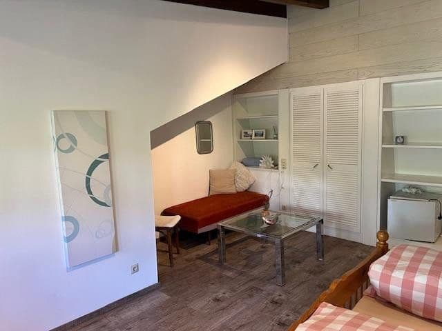 Predaj domu 160 m², pozemek 976 m², Schönbrunn, Bádensko-Wurttembersko Predaj domu 160 m², pozemek 976 m², Schönbrunn, Bádensko-Wurttembersko