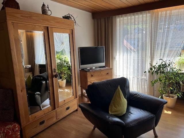 Predaj domu 160 m², pozemek 976 m², Schönbrunn, Bádensko-Wurttembersko Predaj domu 160 m², pozemek 976 m², Schönbrunn, Bádensko-Wurttembersko