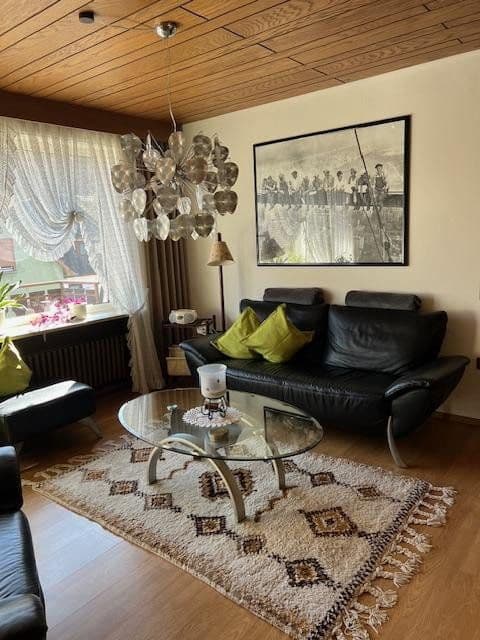 Predaj domu 160 m², pozemek 976 m², Schönbrunn, Bádensko-Wurttembersko Predaj domu 160 m², pozemek 976 m², Schönbrunn, Bádensko-Wurttembersko