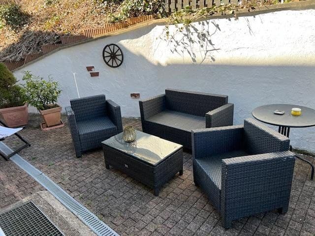 Predaj domu 160 m², pozemek 976 m², Schönbrunn, Bádensko-Wurttembersko Predaj domu 160 m², pozemek 976 m², Schönbrunn, Bádensko-Wurttembersko