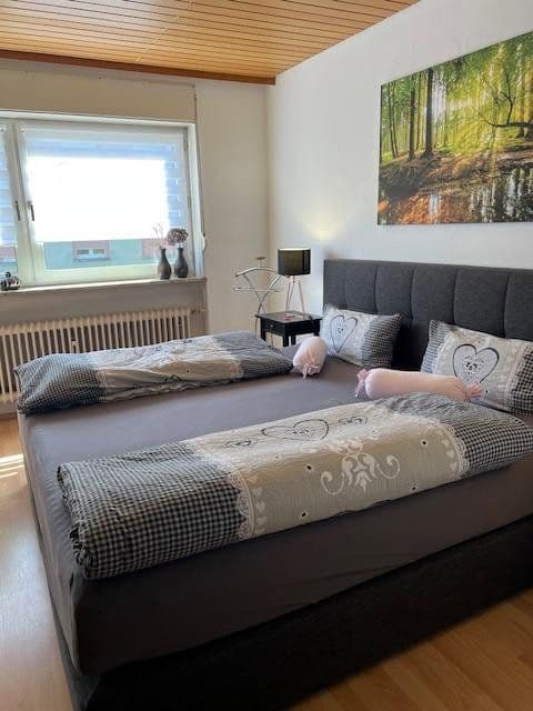 Predaj domu 160 m², pozemek 976 m², Schönbrunn, Bádensko-Wurttembersko Predaj domu 160 m², pozemek 976 m², Schönbrunn, Bádensko-Wurttembersko