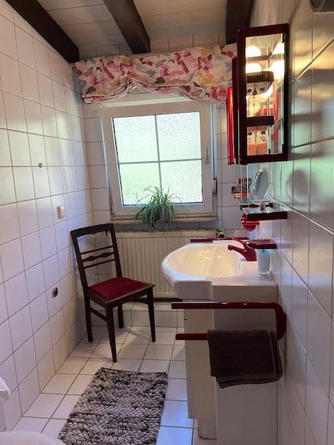 Predaj domu 160 m², pozemek 976 m², Schönbrunn, Bádensko-Wurttembersko Predaj domu 160 m², pozemek 976 m², Schönbrunn, Bádensko-Wurttembersko