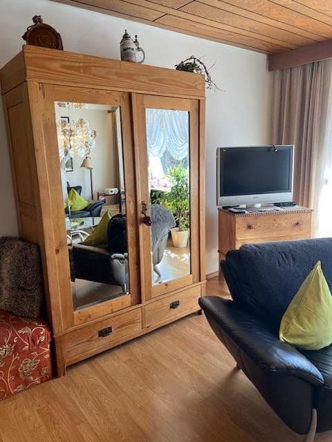 Predaj domu 160 m², pozemek 976 m², Schönbrunn, Bádensko-Wurttembersko Predaj domu 160 m², pozemek 976 m², Schönbrunn, Bádensko-Wurttembersko