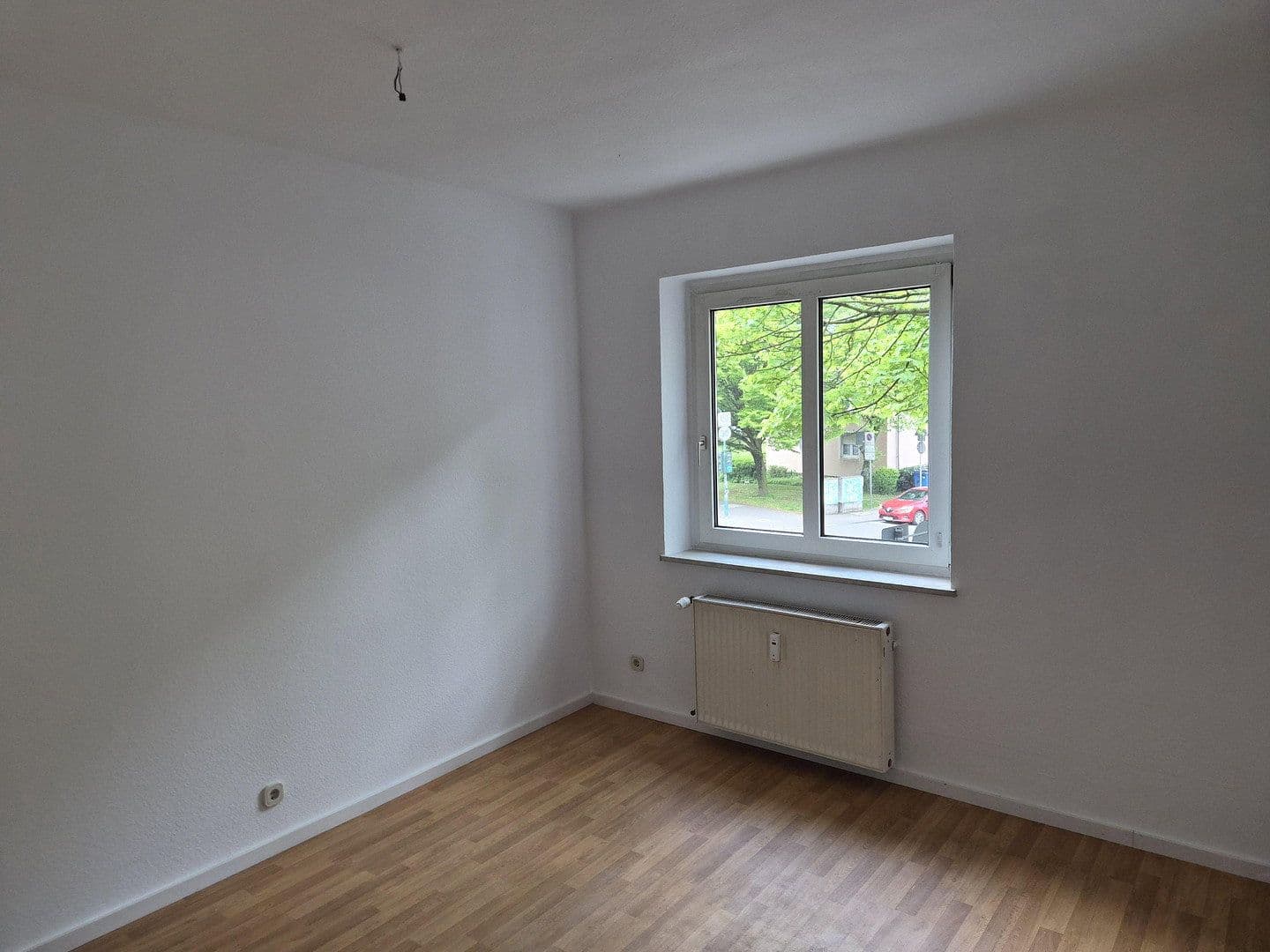 Prenájom bytu 3-izbový 70 m², Kölner Straße 137, Leverkusen, Severné Porýnie - Westfálsko Prenájom bytu 3-izbový 70 m², Kölner Straße 137, Leverkusen, Severné Porýnie - Westfálsko