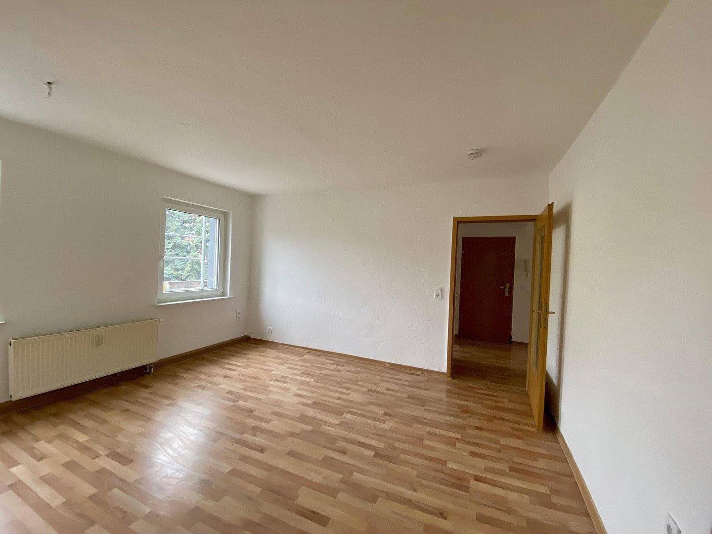 Prenájom bytu 4-izbový 79 m², Neukieritzsch, Sasko Prenájom bytu 4-izbový 79 m², Neukieritzsch, Sasko