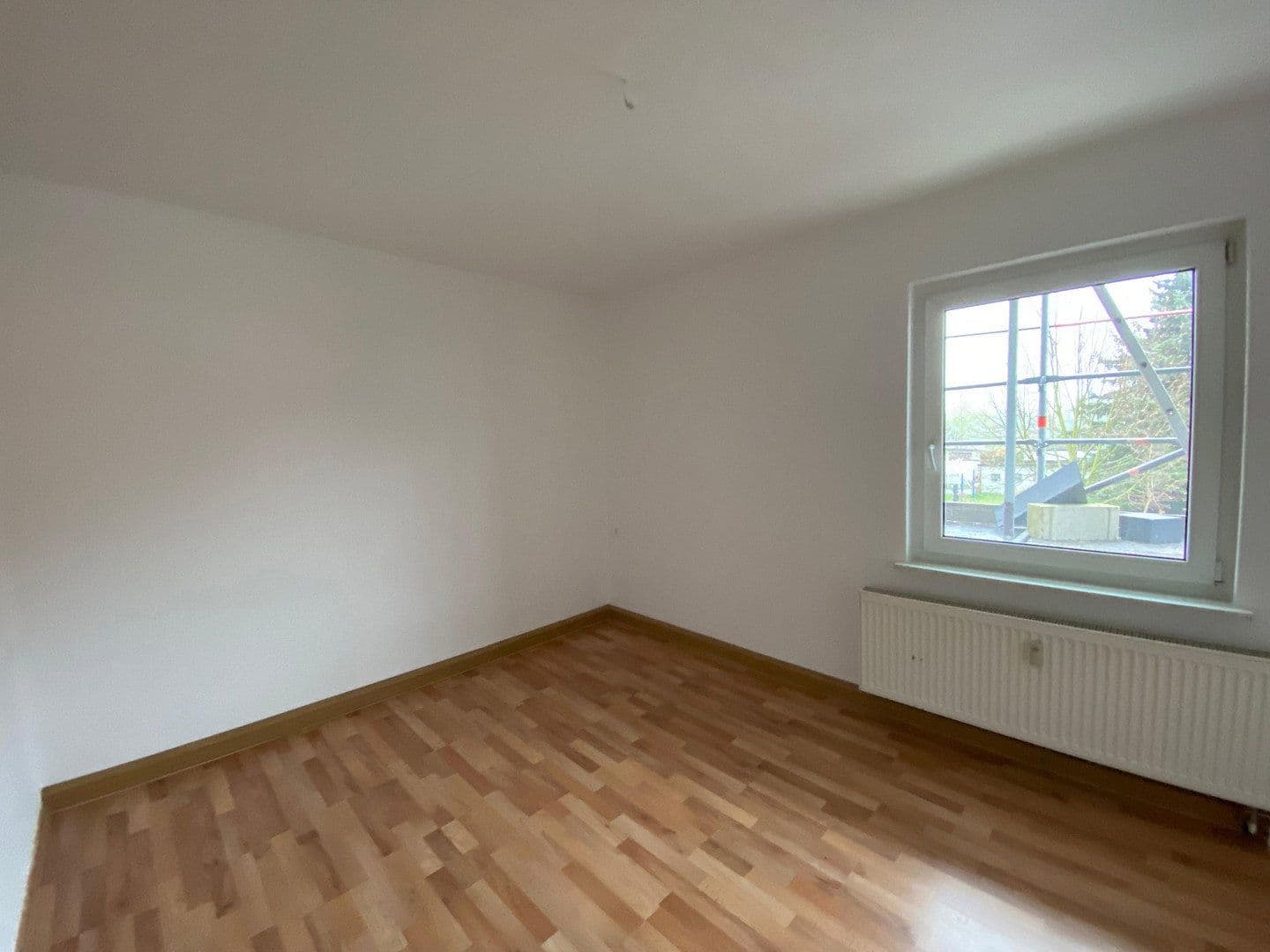 Prenájom bytu 4-izbový 79 m², Neukieritzsch, Sasko Prenájom bytu 4-izbový 79 m², Neukieritzsch, Sasko