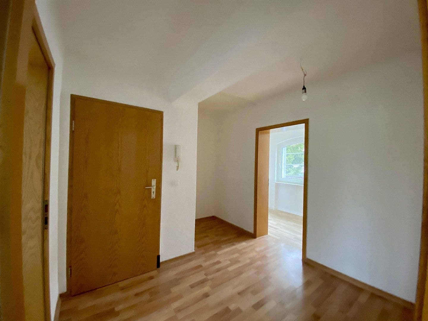 Prenájom bytu 4-izbový 79 m², Neukieritzsch, Sasko Prenájom bytu 4-izbový 79 m², Neukieritzsch, Sasko