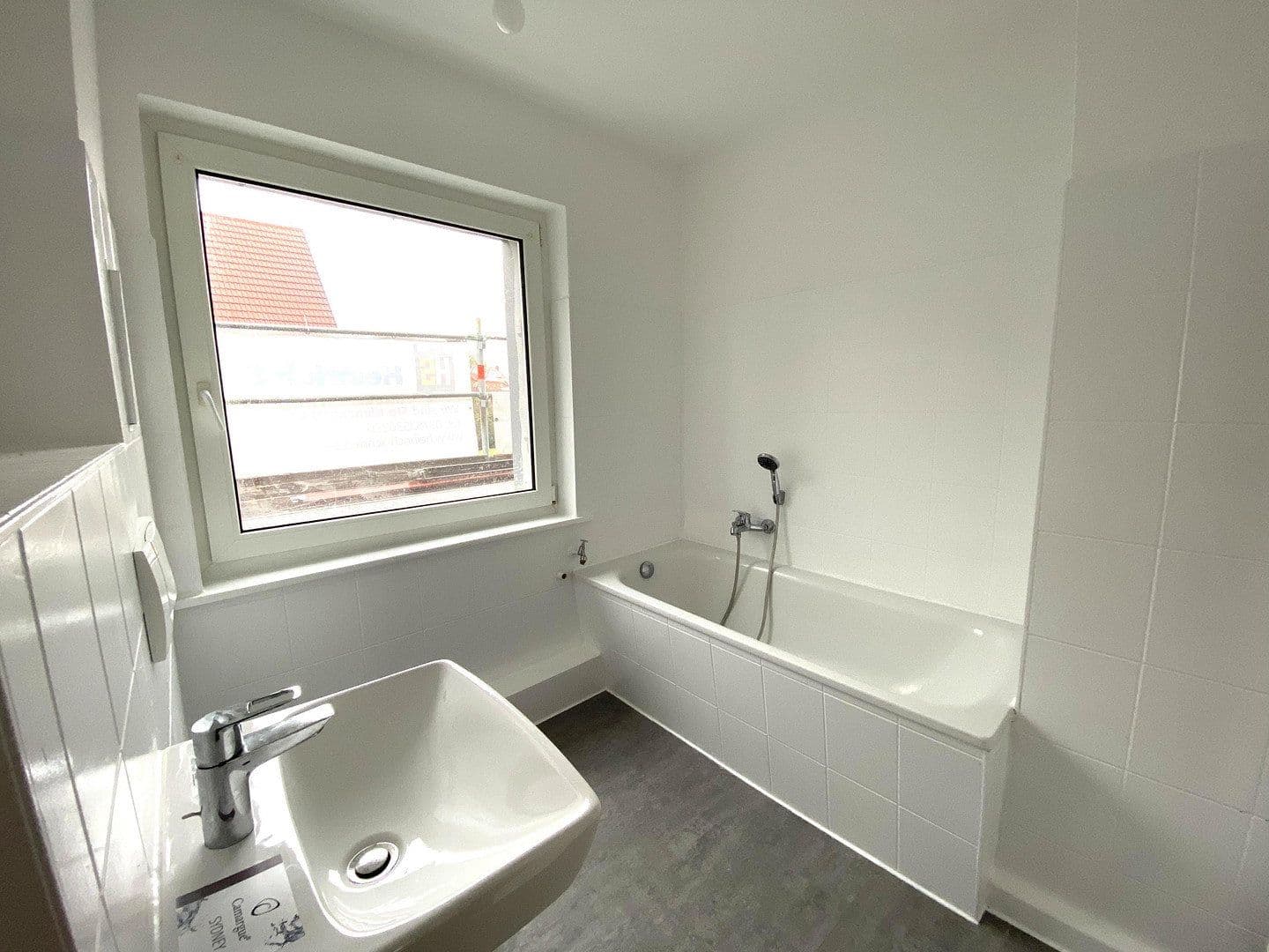 Prenájom bytu 4-izbový 79 m², Neukieritzsch, Sasko Prenájom bytu 4-izbový 79 m², Neukieritzsch, Sasko