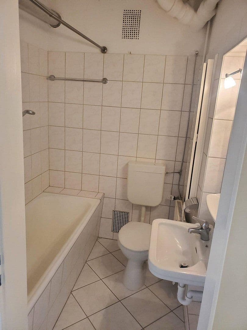 Prenájom bytu 3-izbový 12 m², Osnabrück, Dolné Sasko Prenájom bytu 3-izbový 12 m², Osnabrück, Dolné Sasko