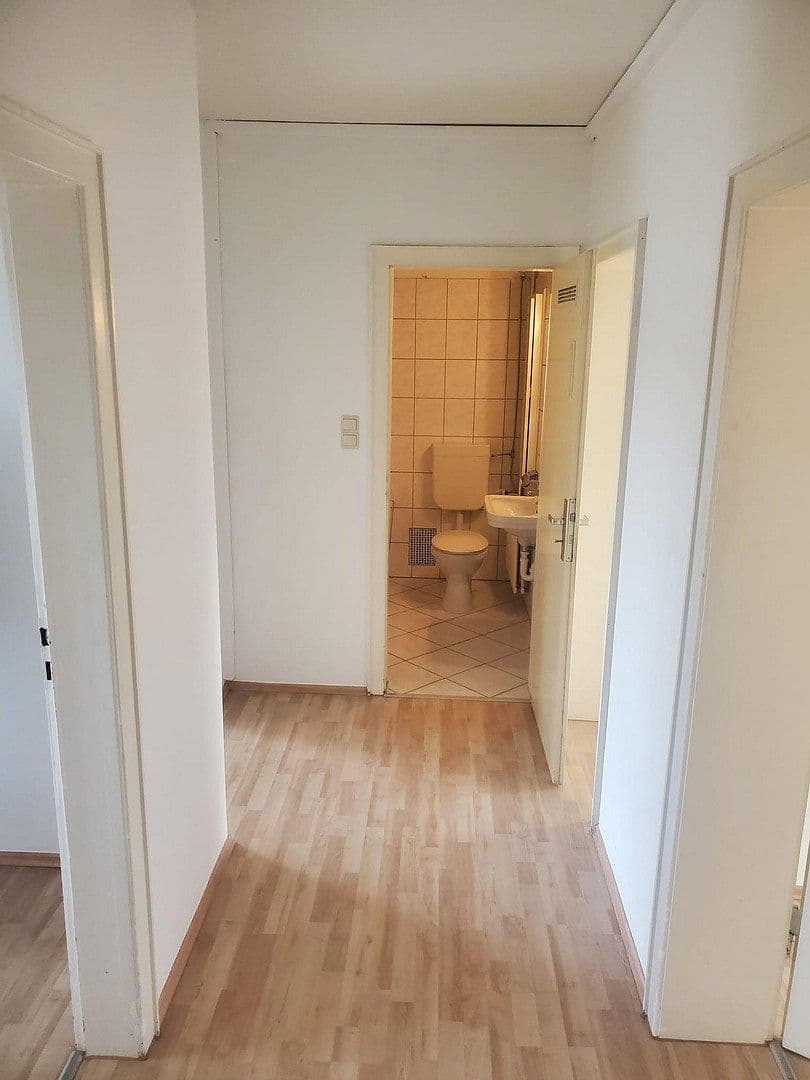 Prenájom bytu 3-izbový 12 m², Osnabrück, Dolné Sasko Prenájom bytu 3-izbový 12 m², Osnabrück, Dolné Sasko