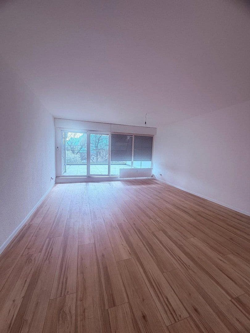 Prenájom bytu 3-izbový 109 m², Kurfürstenwall 9-11, Recklinghausen, Severné Porýnie - Westfálsko Prenájom bytu 3-izbový 109 m², Kurfürstenwall 9-11, Recklinghausen, Severné Porýnie - Westfálsko