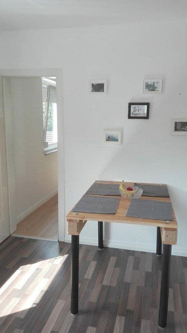 Prenájom bytu 2-izbový 49 m², München, Bavorsko Prenájom bytu 2-izbový 49 m², München, Bavorsko