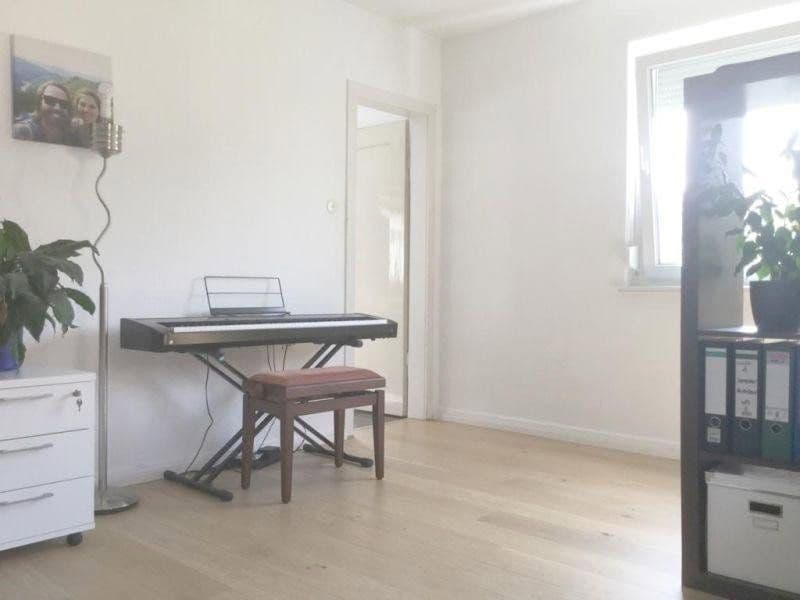 Prenájom bytu 2-izbový 49 m², München, Bavorsko Prenájom bytu 2-izbový 49 m², München, Bavorsko