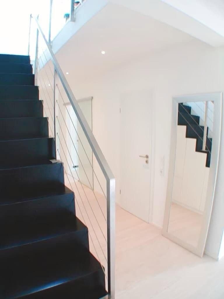 Prenájom bytu 2-izbový 75 m², Bruchköbel, Hesensko Prenájom bytu 2-izbový 75 m², Bruchköbel, Hesensko