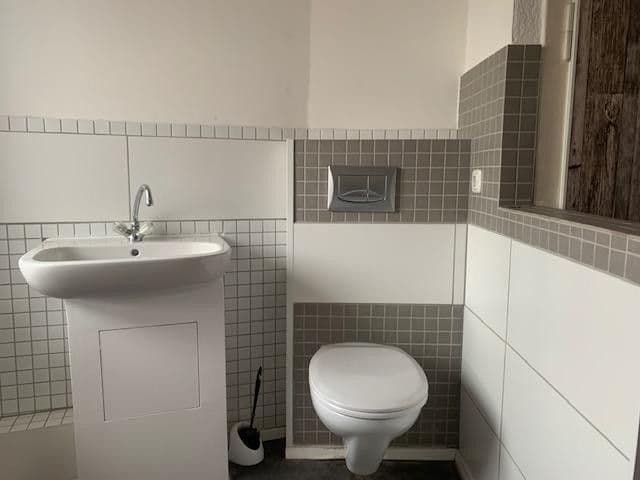 Predaj bytu 3-izbový 91 m², Hauptstraße 16, Altenmedingen, Dolné Sasko Predaj bytu 3-izbový 91 m², Hauptstraße 16, Altenmedingen, Dolné Sasko