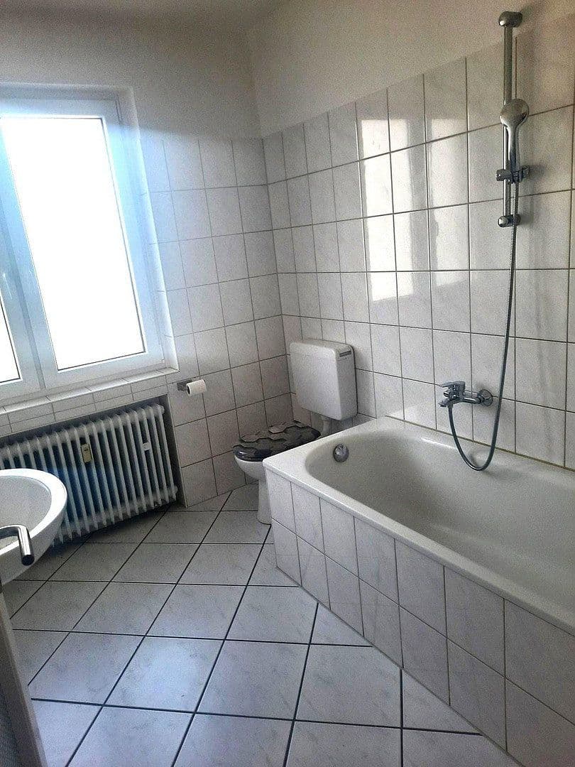 Prenájom bytu 4-izbový 111 m², Talstr. 2, Castrop-Rauxel, Severné Porýnie - Westfálsko Prenájom bytu 4-izbový 111 m², Talstr. 2, Castrop-Rauxel, Severné Porýnie - Westfálsko