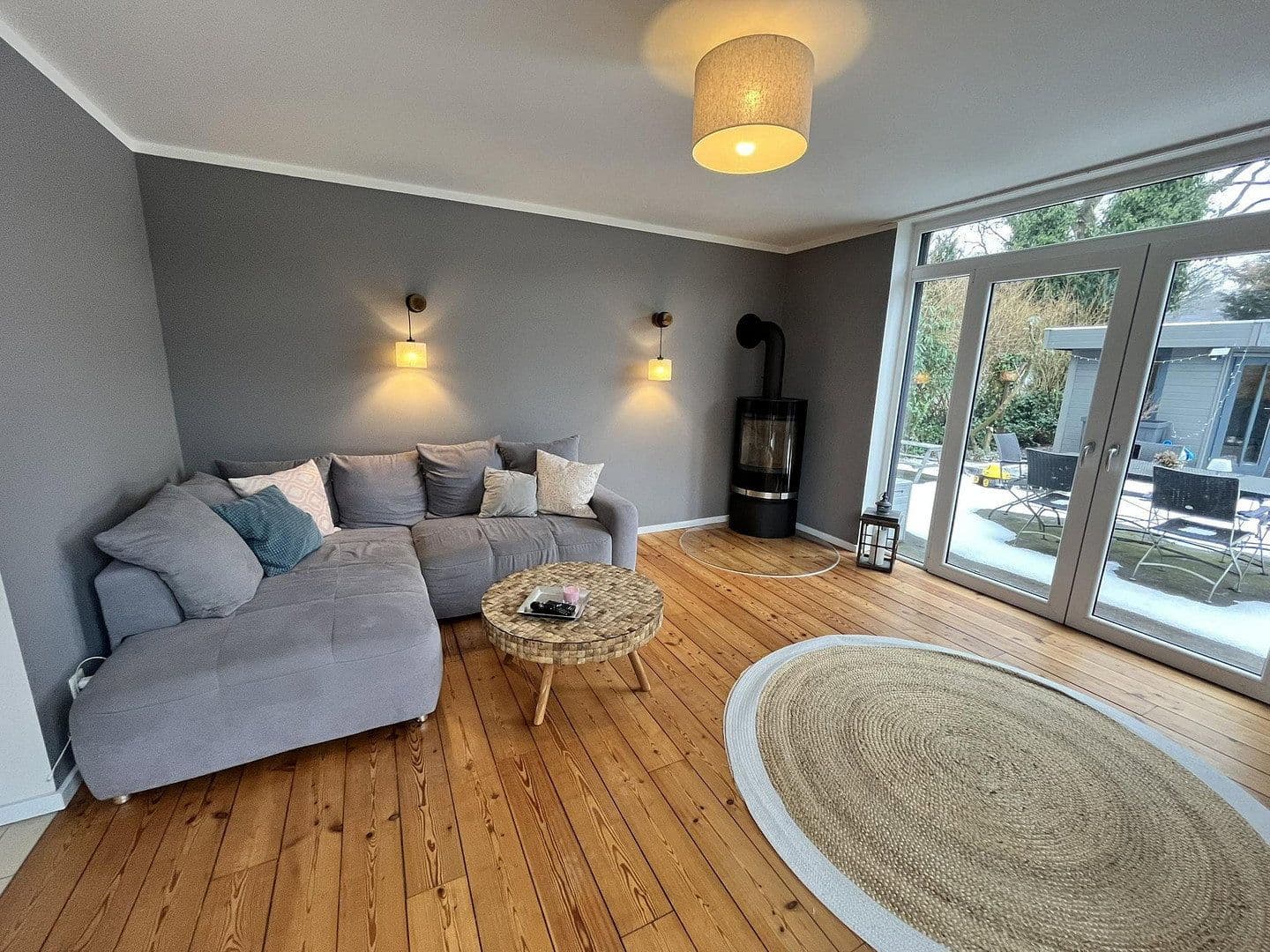 Prenájom domu 135 m², pozemek 450 m², Hamburg, Hamburg Prenájom domu 135 m², pozemek 450 m², Hamburg, Hamburg