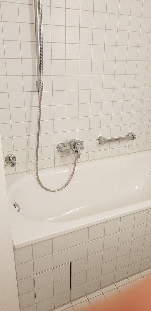 Predaj bytu 2-izbový 70 m², Ob der Linden 18, Niefern-Öschelbronn, Bádensko-Wurttembersko Predaj bytu 2-izbový 70 m², Ob der Linden 18, Niefern-Öschelbronn, Bádensko-Wurttembersko