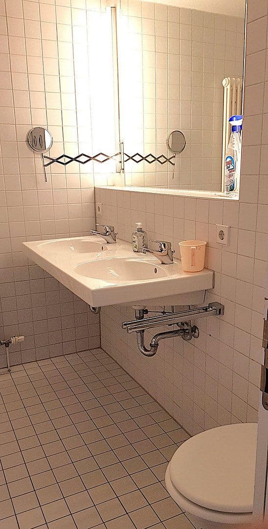 Predaj bytu 2-izbový 70 m², Ob der Linden 18, Niefern-Öschelbronn, Bádensko-Wurttembersko Predaj bytu 2-izbový 70 m², Ob der Linden 18, Niefern-Öschelbronn, Bádensko-Wurttembersko