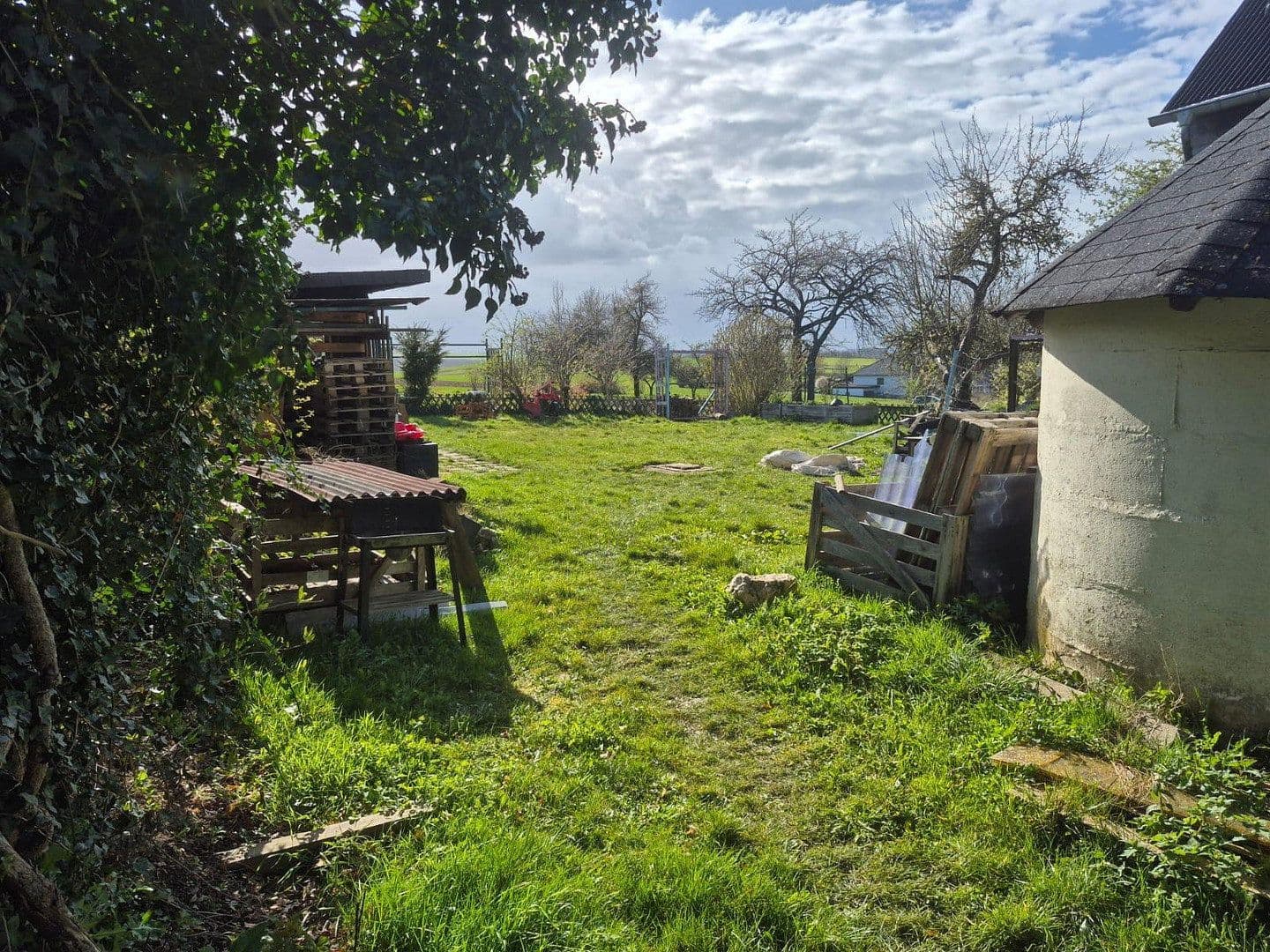 Predaj domu 121 m², pozemek 1.767 m², Altlay, Porýnie-Falcko Predaj domu 121 m², pozemek 1.767 m², Altlay, Porýnie-Falcko