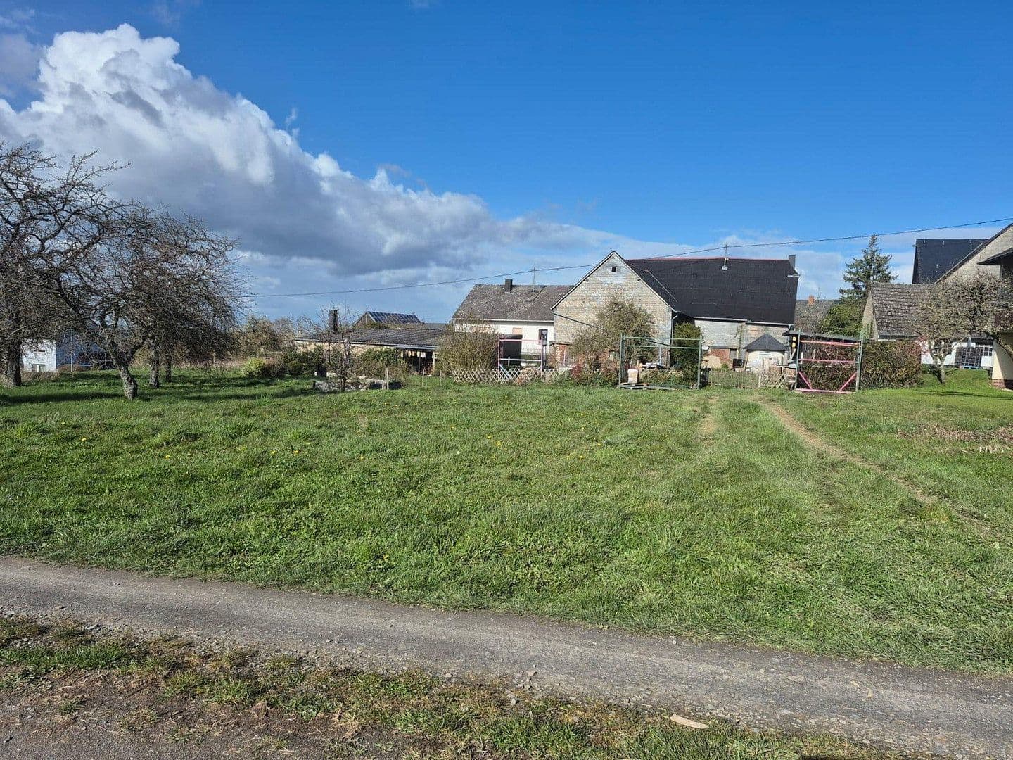 Predaj domu 121 m², pozemek 1.767 m², Altlay, Porýnie-Falcko Predaj domu 121 m², pozemek 1.767 m², Altlay, Porýnie-Falcko