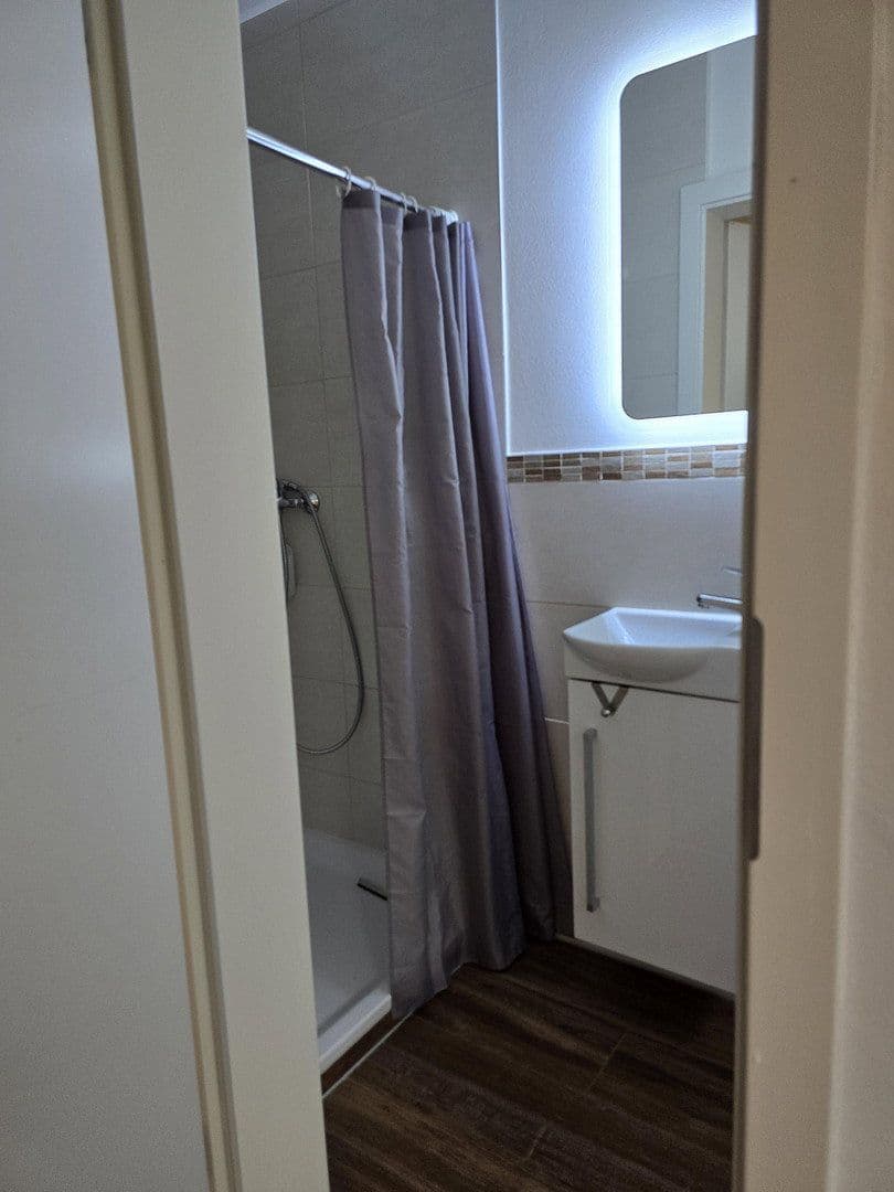 Predaj domu 240 m², pozemek 1.500 m², Hans-Staden-Allee 6, Homberg (Efze), Hesensko Predaj domu 240 m², pozemek 1.500 m², Hans-Staden-Allee 6, Homberg (Efze), Hesensko