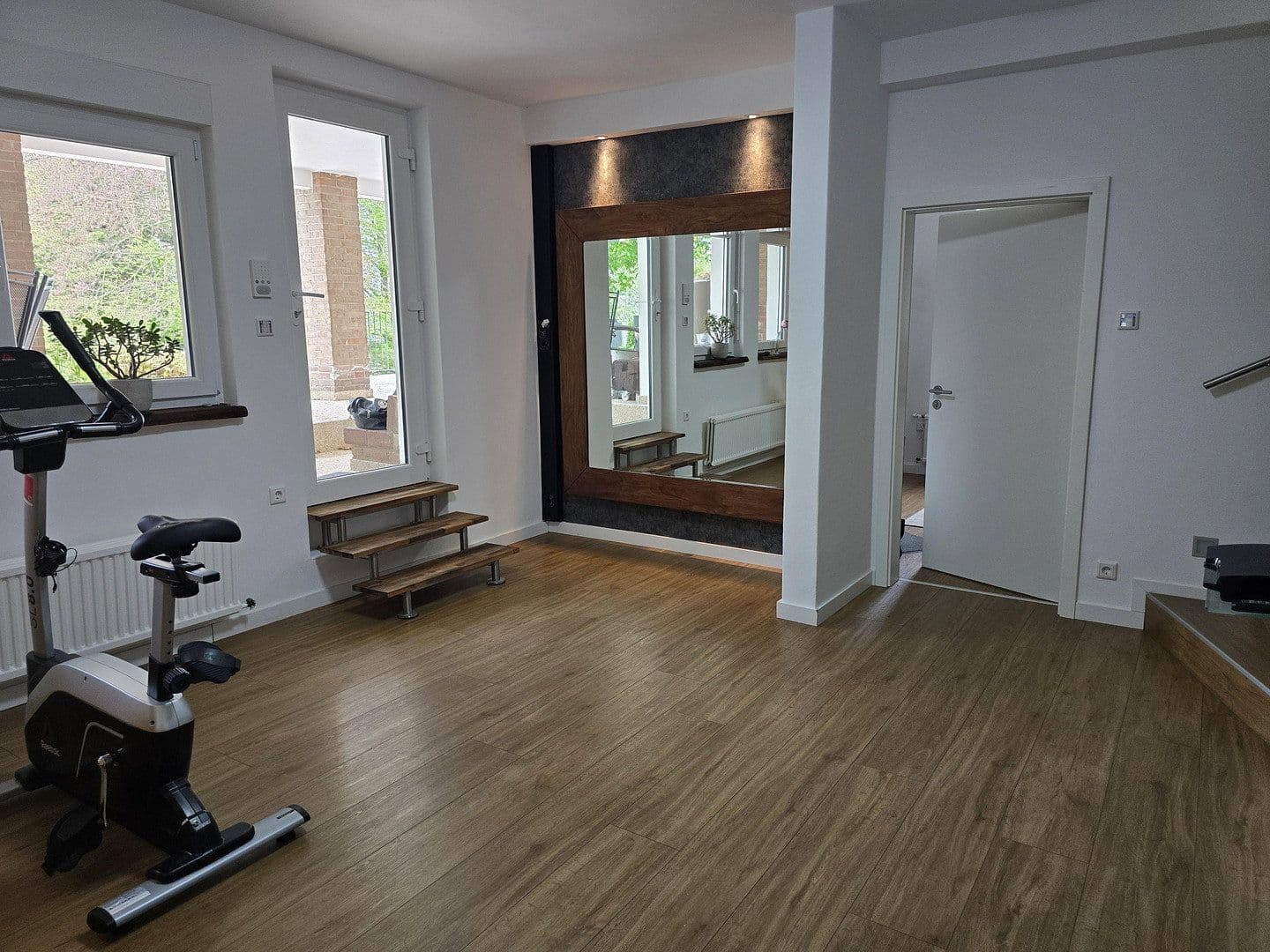 Predaj domu 240 m², pozemek 1.500 m², Hans-Staden-Allee 6, Homberg (Efze), Hesensko Predaj domu 240 m², pozemek 1.500 m², Hans-Staden-Allee 6, Homberg (Efze), Hesensko