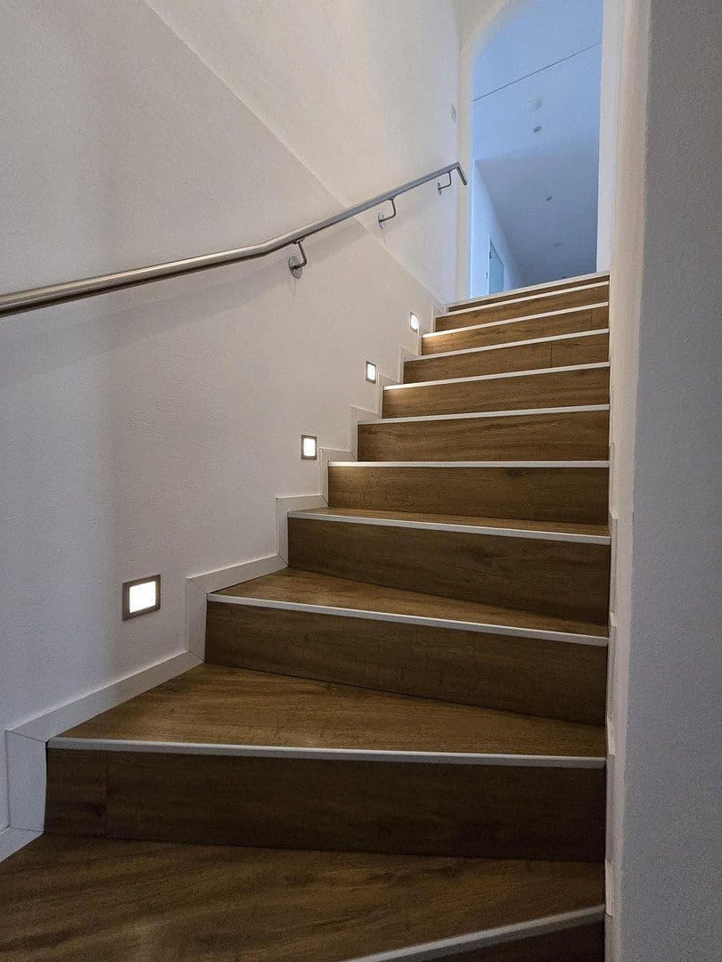 Predaj domu 240 m², pozemek 1.500 m², Hans-Staden-Allee 6, Homberg (Efze), Hesensko Predaj domu 240 m², pozemek 1.500 m², Hans-Staden-Allee 6, Homberg (Efze), Hesensko