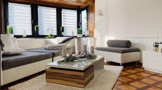 Prenájom bytu 5-izbový 130 m², Neue Bergstraße 23, Landshut, Bavorsko Prenájom bytu 5-izbový 130 m², Neue Bergstraße 23, Landshut, Bavorsko