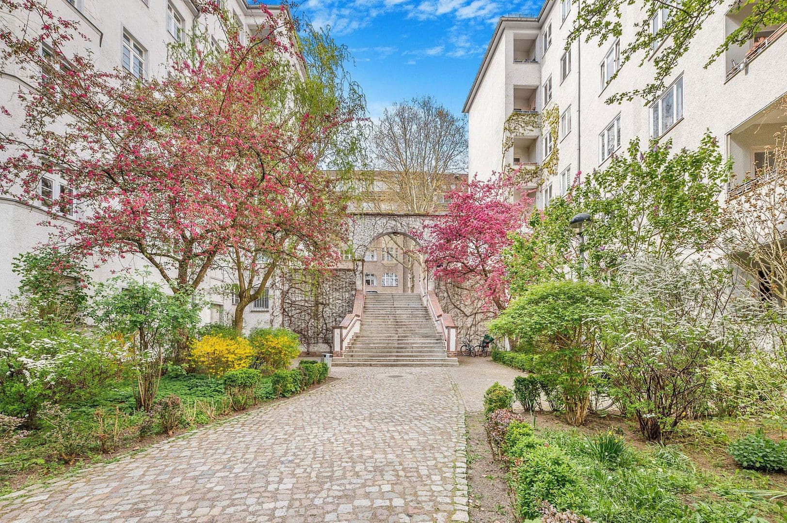 Predaj bytu 2-izbový 57 m², Berlin, Berlín Predaj bytu 2-izbový 57 m², Berlin, Berlín