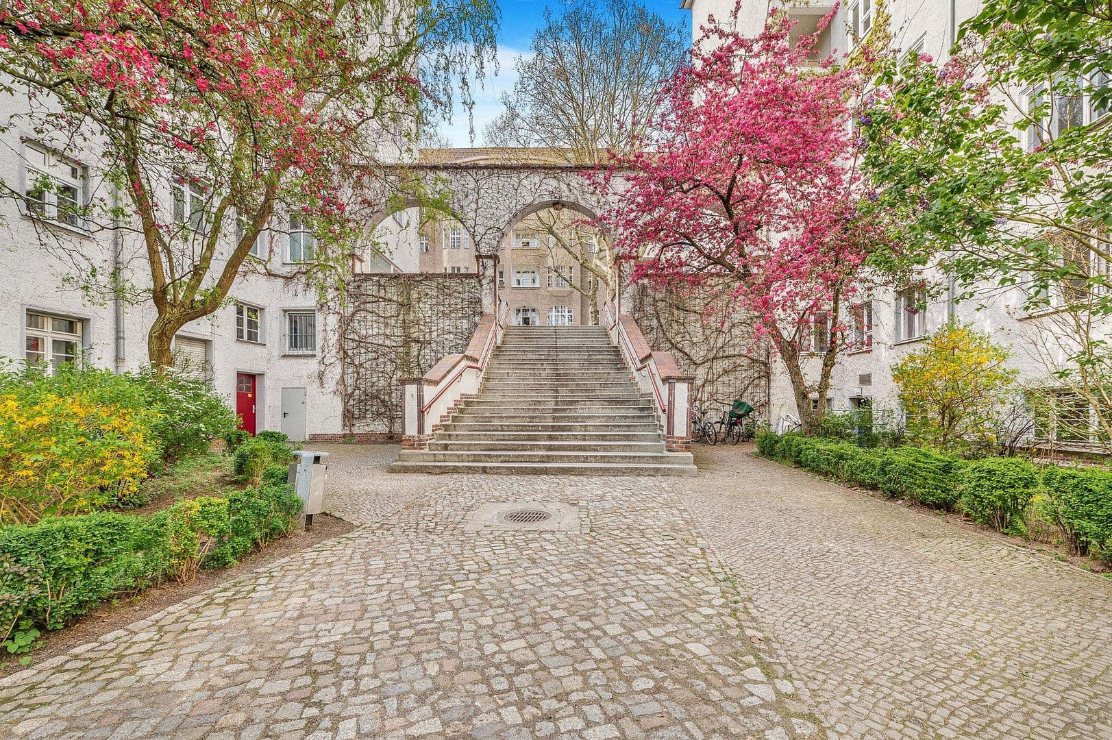 Predaj bytu 2-izbový 57 m², Berlin, Berlín Predaj bytu 2-izbový 57 m², Berlin, Berlín