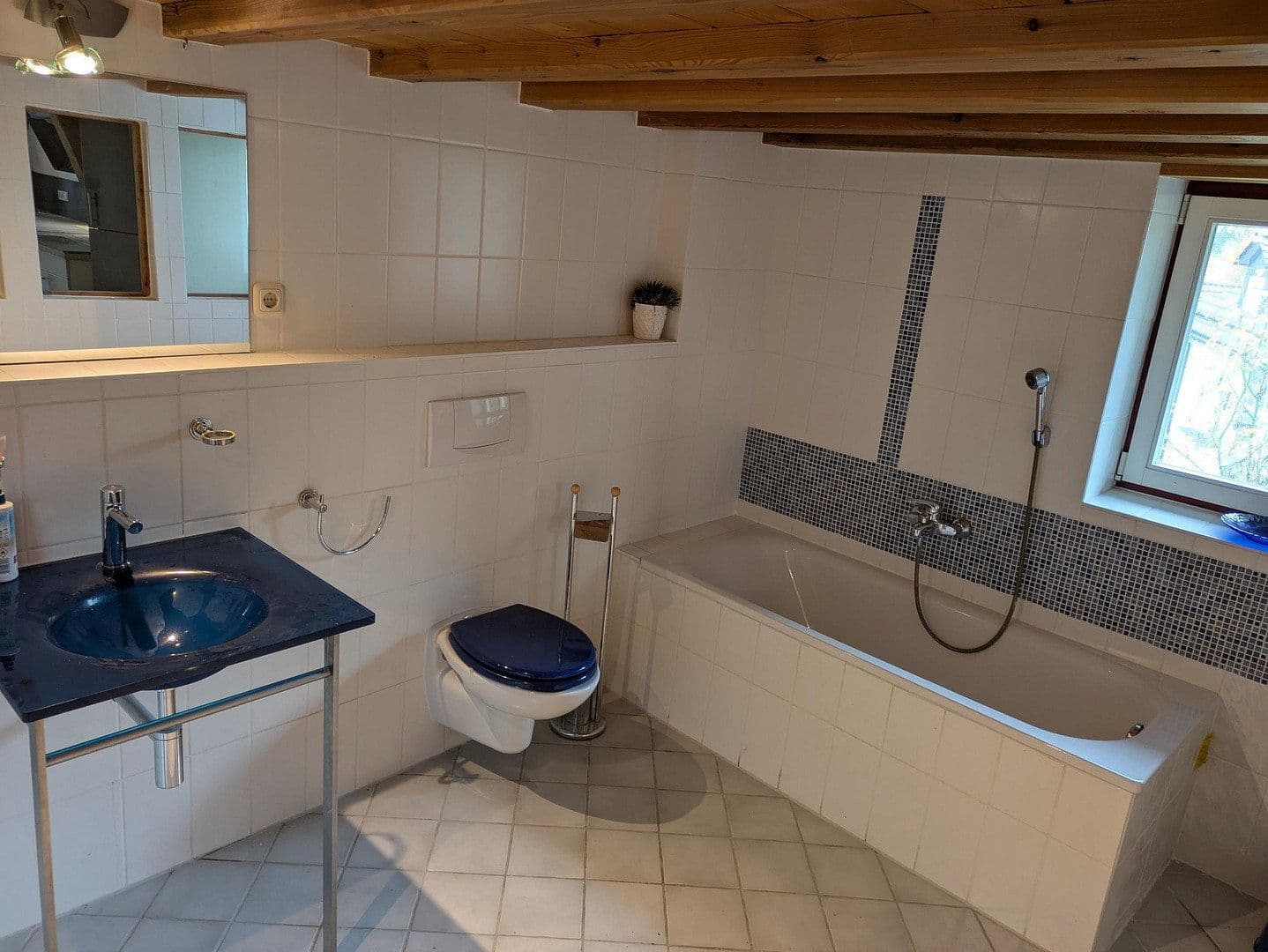 Prenájom bytu 1-izbový 100 m², Brachttal, Hesensko Prenájom bytu 1-izbový 100 m², Brachttal, Hesensko