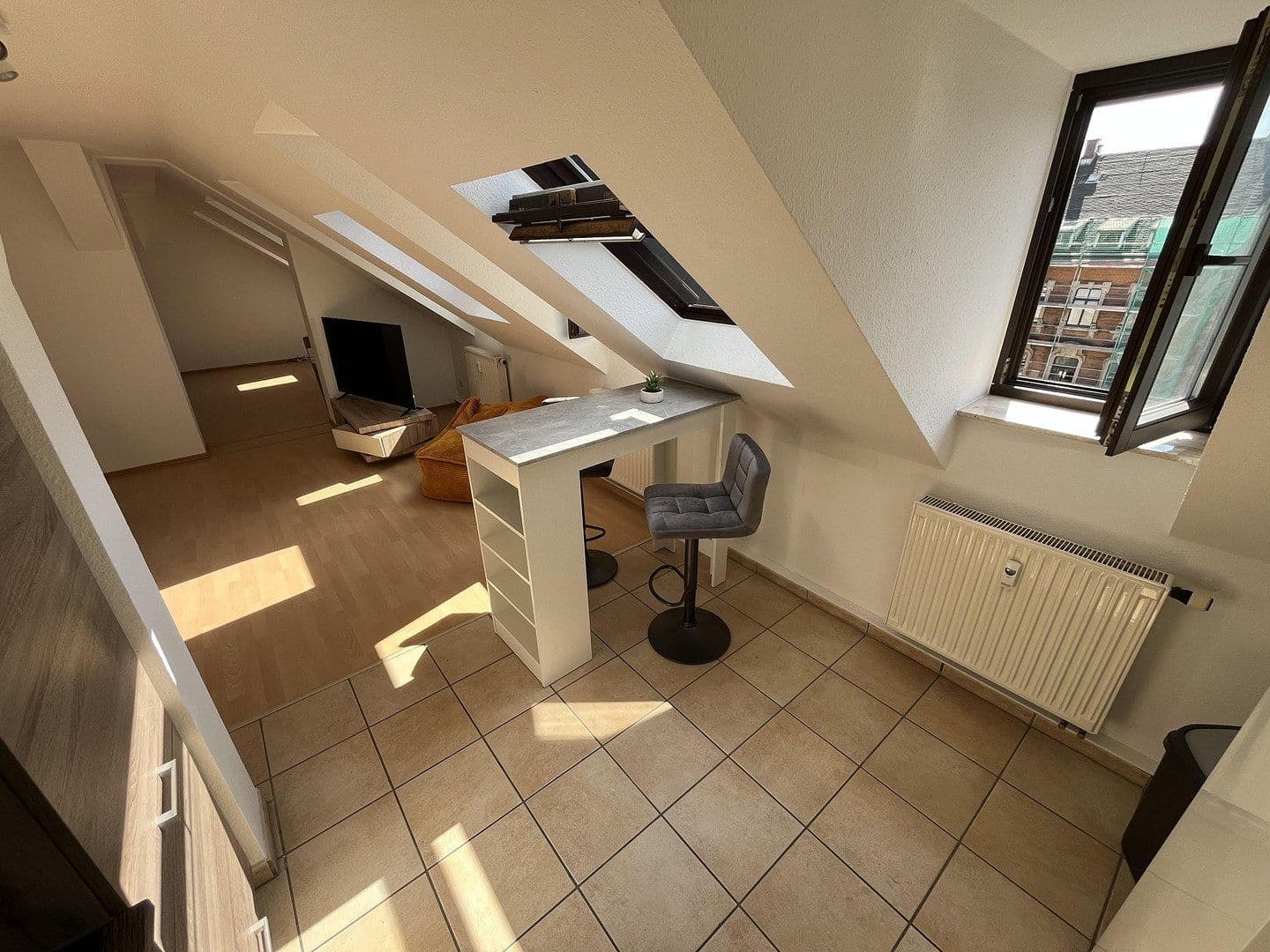 Prenájom bytu 2-izbový 48 m², Weststraße 36, Chemnitz, Sasko Prenájom bytu 2-izbový 48 m², Weststraße 36, Chemnitz, Sasko