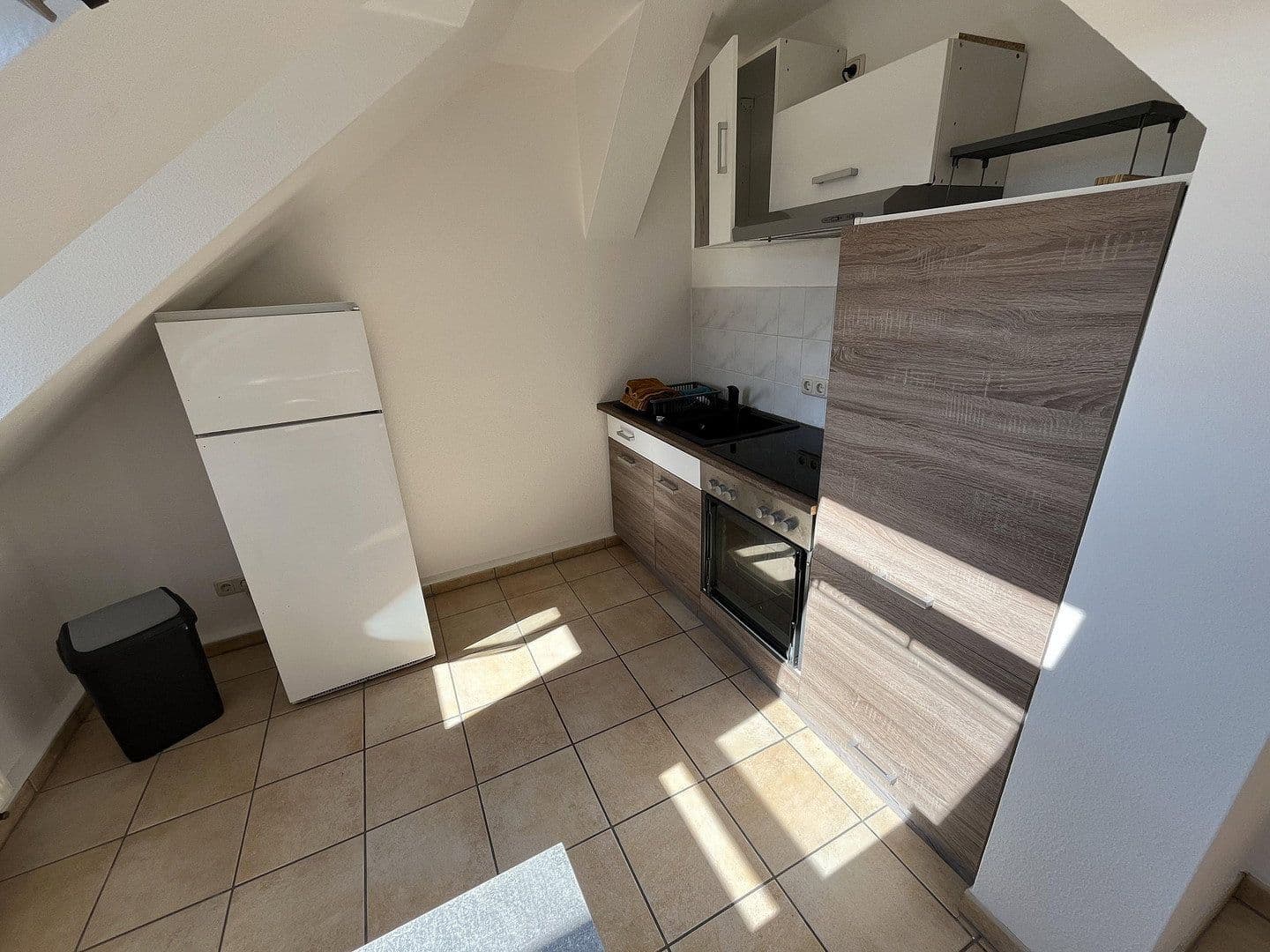 Prenájom bytu 2-izbový 48 m², Weststraße 36, Chemnitz, Sasko Prenájom bytu 2-izbový 48 m², Weststraße 36, Chemnitz, Sasko